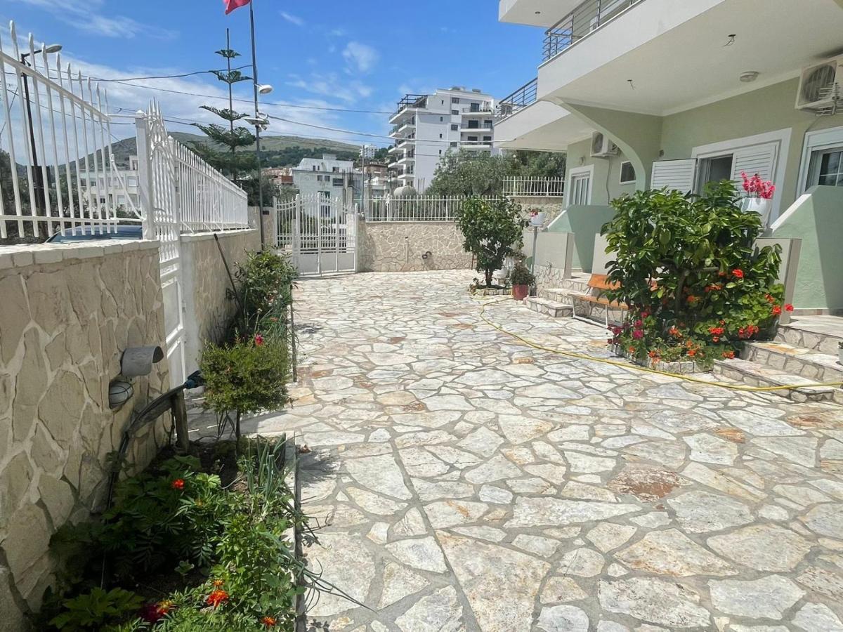 Villa Xhevdet Sarande Exterior photo